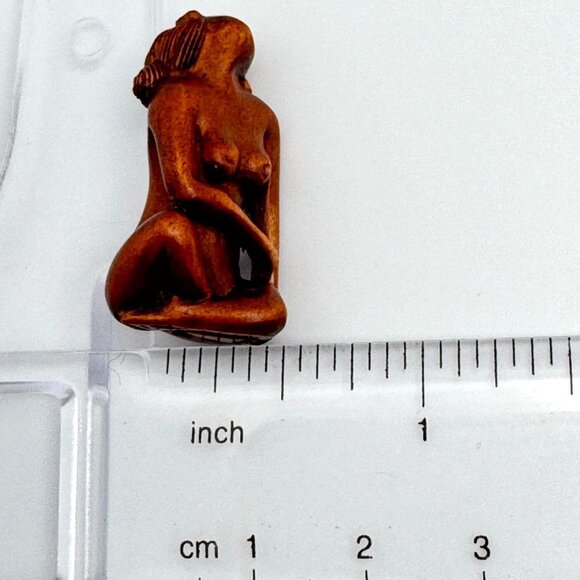 Ojime Bead Netsuke Woman Lady Geisha Hand-Carved Boxwood Signed Figurine 1.25" - Picture 3 of 8